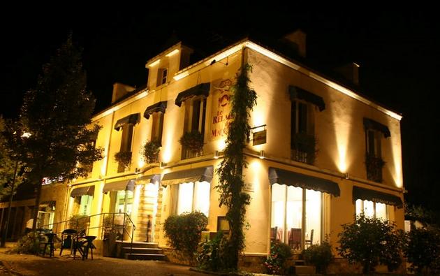le restaurant "le relais du maquis" de nuit